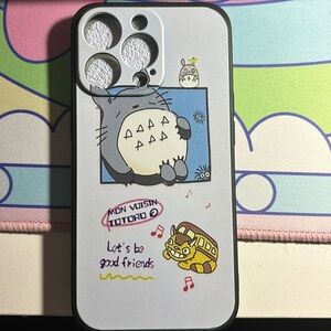 iPhone 13 Pro totoro case